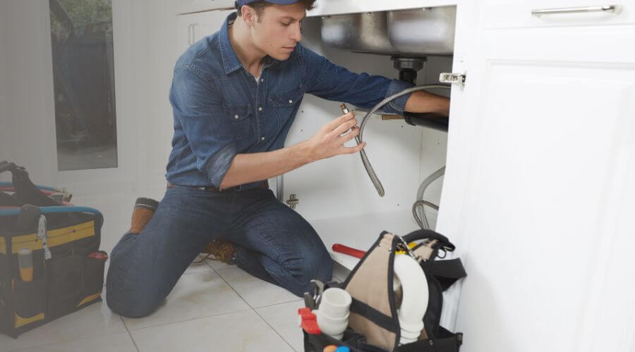 Expert burst pipe repair services in Williams, IA